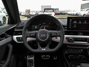 2021��3.0TFSI Limousine �п؅^