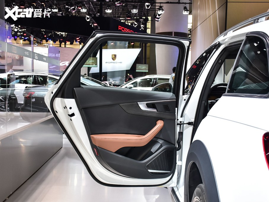 2021��W��A4(�M��) quattro ������