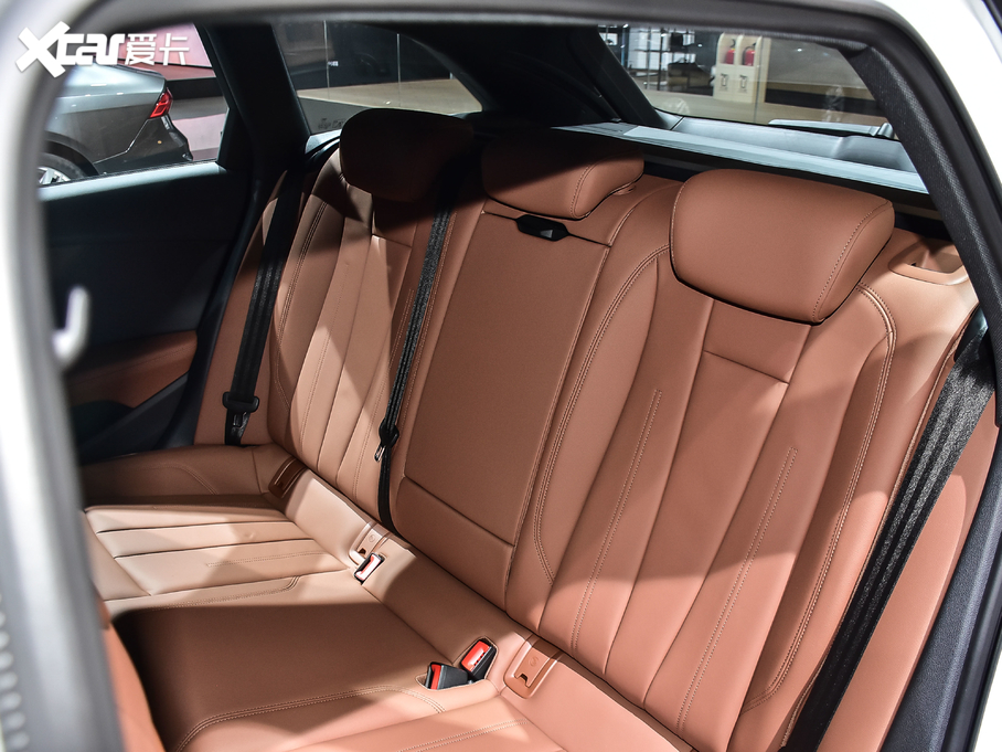 2021��W��A4(�M��) quattro ������