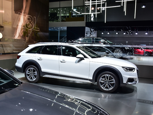 2021款quattro 基本型 正侧（左）