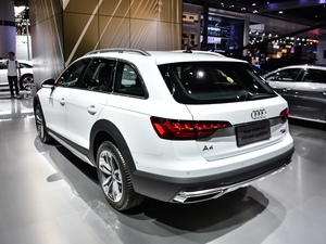 2021款quattro 基本型 左后45度