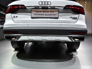 2021quattro  Ś