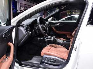 2021款quattro 基本型 前排空间