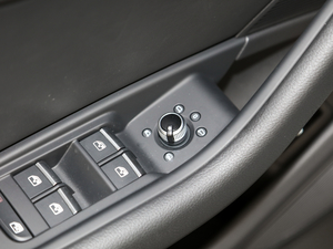 2021quatrro ̽ п؅^