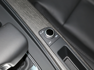 2021quatrro ̽ п؅^