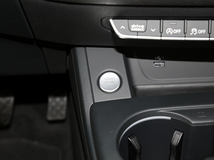 2021quatrro ̽ п؅^