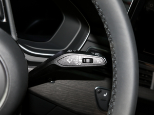 2021quatrro ̽ п؅^