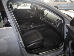 2021quatrro ̽ п؅^