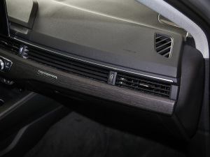 2021quatrro ̽ п؅^