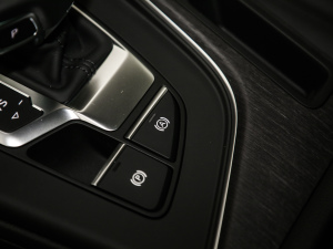 2021quatrro ̽ п؅^