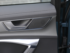 2020̽ 55 TFSI ԽҰ g