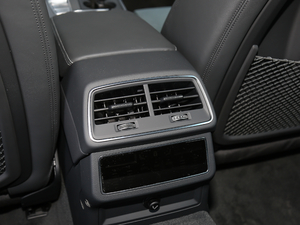 2020̽ 55 TFSI ԽҰ g