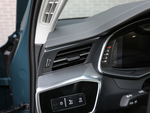 2020̽ 55 TFSI ԽҰ g