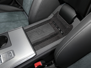 2020̽ 55 TFSI ԽҰ g