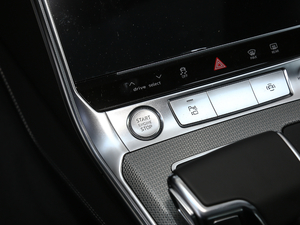 2020̽ 55 TFSI ԽҰ п؅^