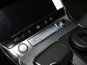 2020̽ 55 TFSI ԽҰ п؅^