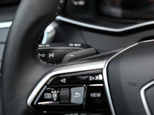 2020̽ 55 TFSI ԽҰ п؅^