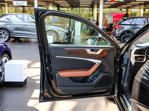 2020̽ 55 TFSI ԽҰ {λ܇T