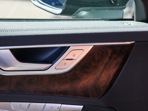 2020̽ 55 TFSI ԽҰ g