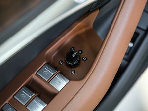 2020̽ 55 TFSI ԽҰ g