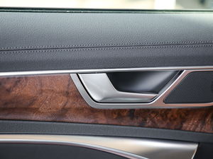 2020̽ 55 TFSI ԽҰ g