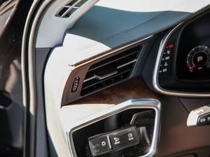 2020̽ 55 TFSI ԽҰ п؅^