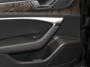 2020̽ 55 TFSI ԽҰ g