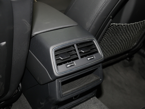 2020̽ 55 TFSI ԽҰ g