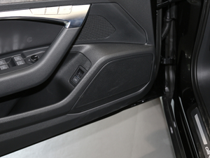 2020̽ 55 TFSI ԽҰ g