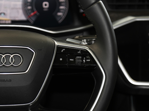 2020̽ 55 TFSI ԽҰ п؅^