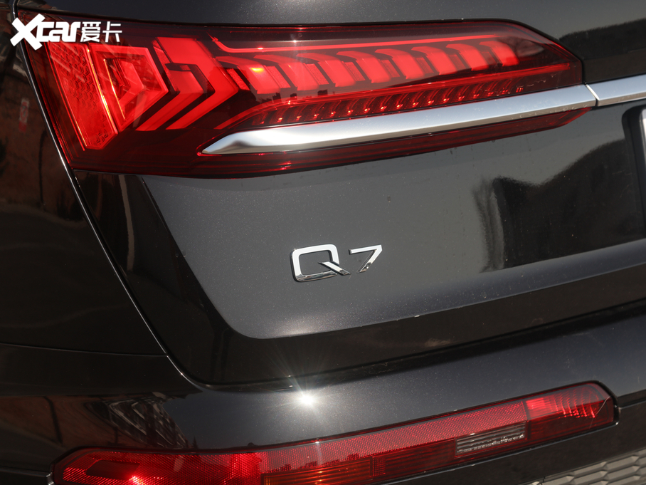 2020WQ7 45 TFSI quattro 팣