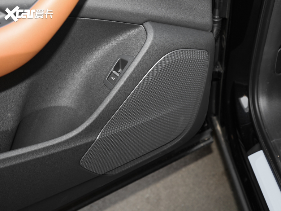 2020WQ7 45 TFSI quattro 팣