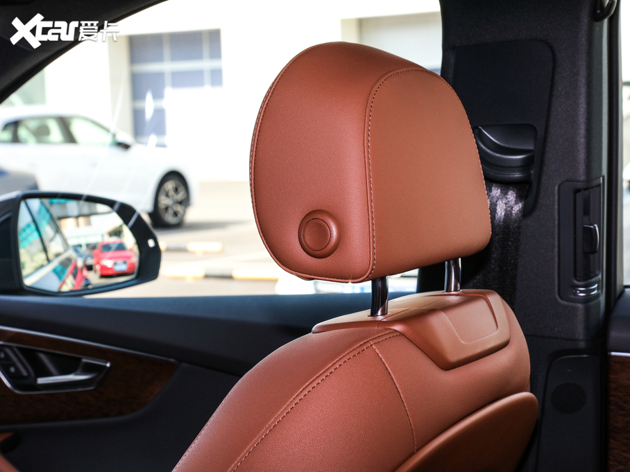 2020WQ7 45 TFSI quattro 팣