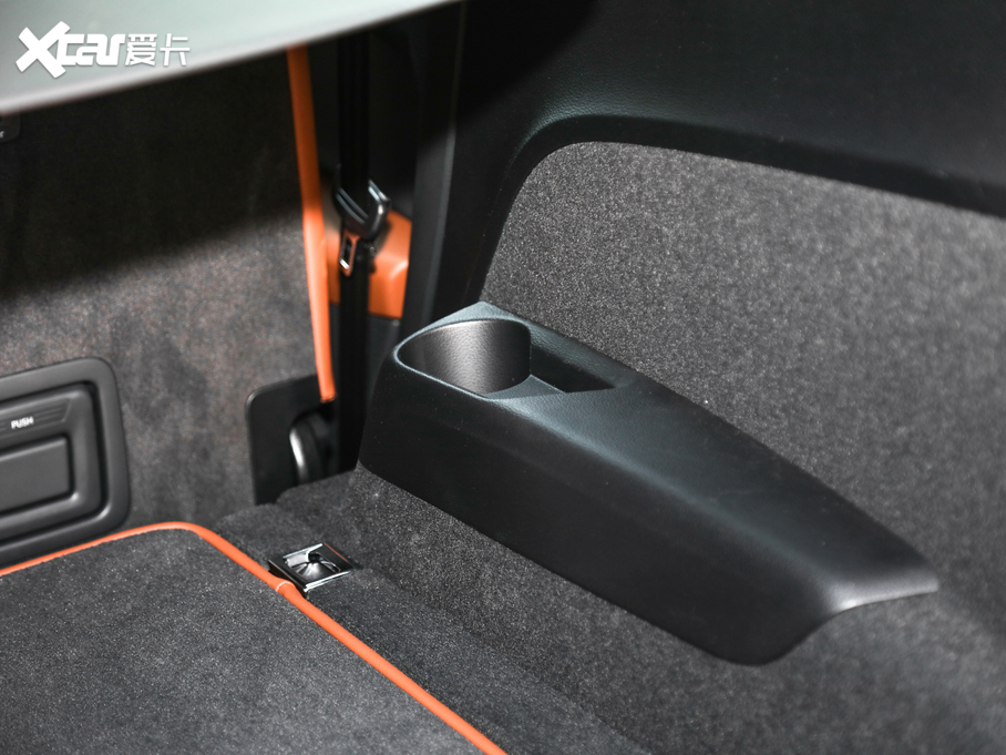 2020?yun)WQ7 45 TFSI quattro 팣