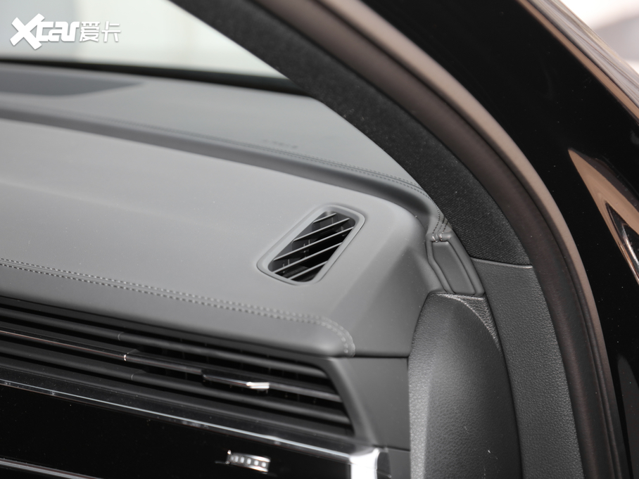 2020WQ7 45 TFSI quattro 팣