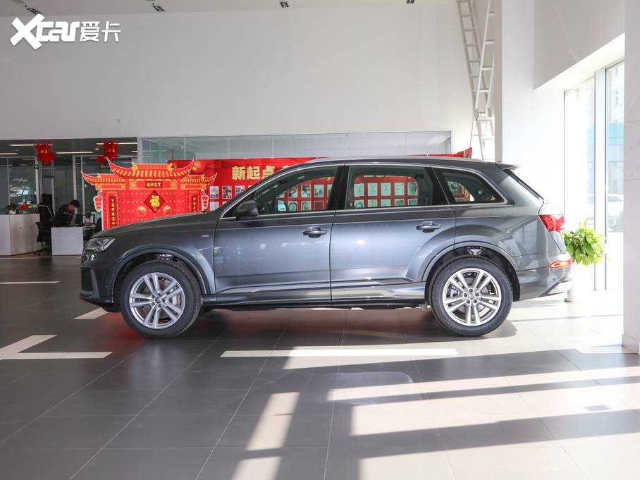 2020WQ7 45 TFSI quattro 팣