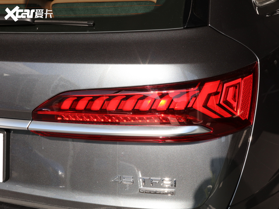 2020WQ7 45 TFSI quattro 팣