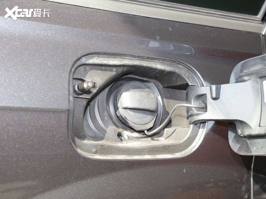 2020WQ7 45 TFSI quattro 팣