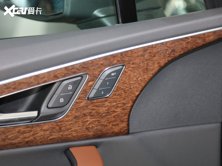 2020WQ7 45 TFSI quattro 팣