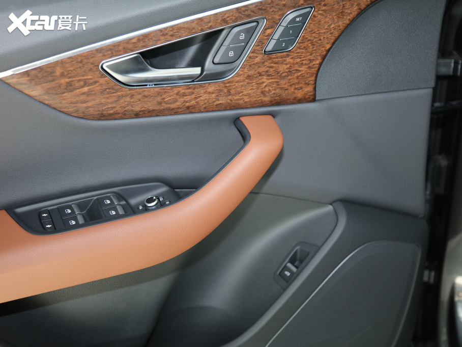 2020WQ7 45 TFSI quattro 팣