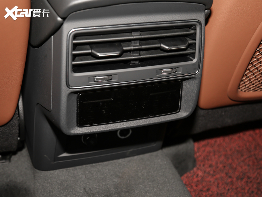 2020?yun)WQ7 45 TFSI quattro 팣