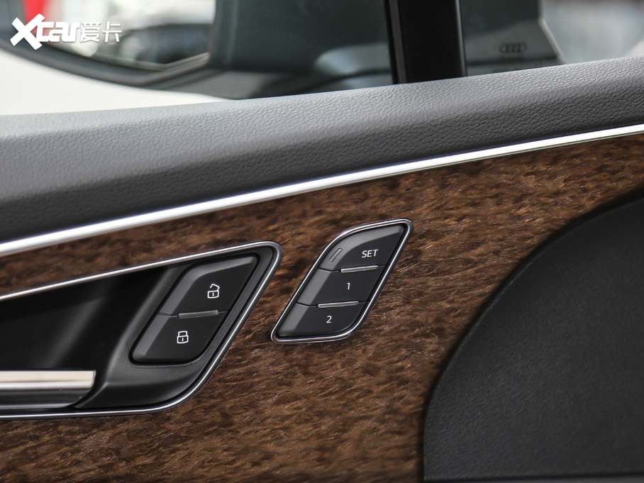 2020WQ7 45 TFSI quattro 팣