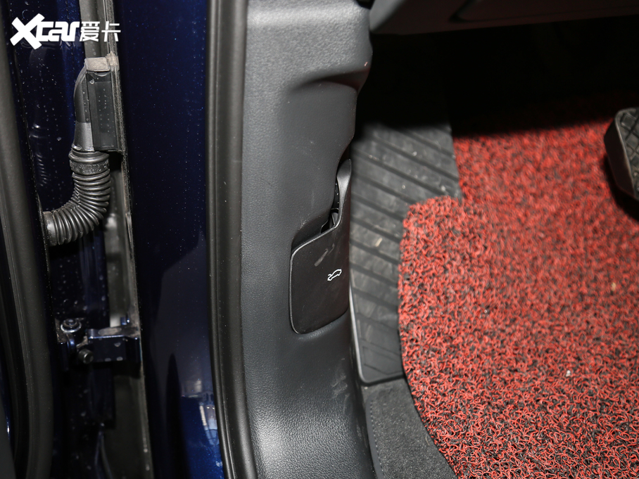 2020WQ7 45 TFSI quattro 팣