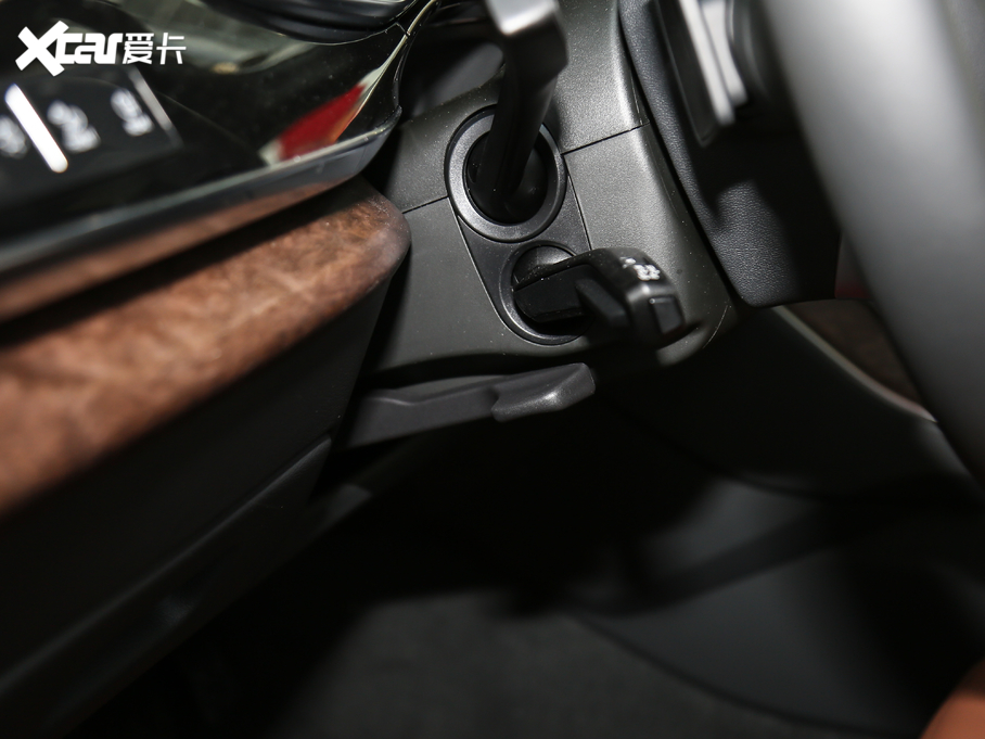 2020WQ7 45 TFSI quattro 팣