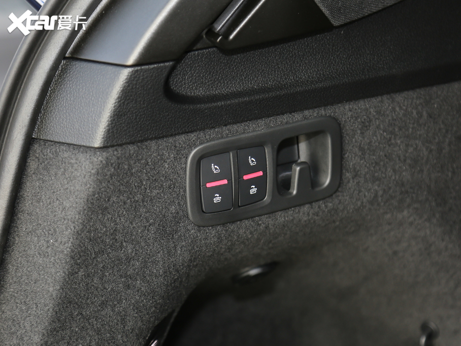 2020WQ7 45 TFSI quattro 팣