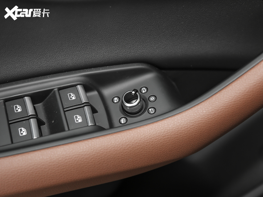 2020WQ7 45 TFSI quattro 팣