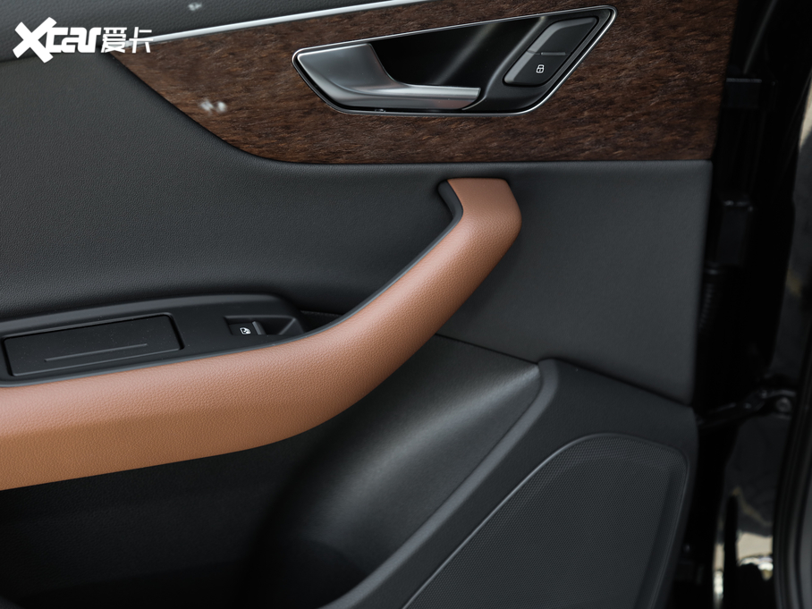 2020WQ7 55 TFSI quattro ʿ