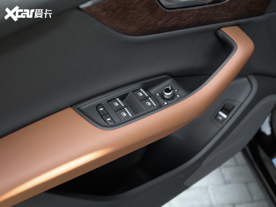 2020µQ7 55 TFSI quattro ʿר