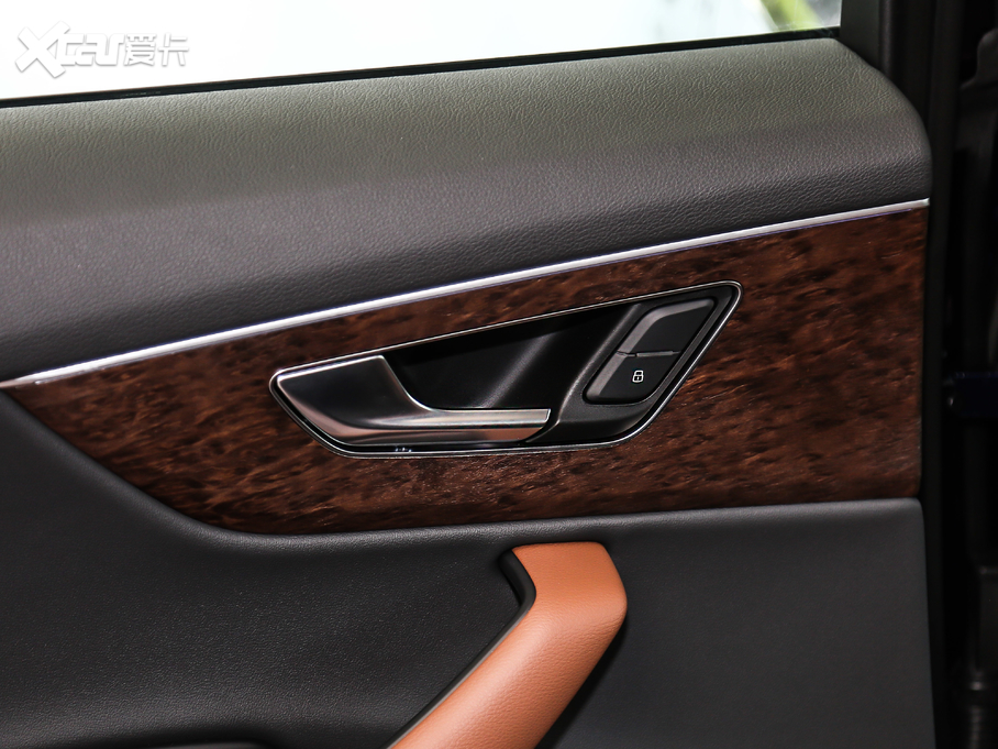 2020WQ7 55 TFSI quattro S line \(yn)