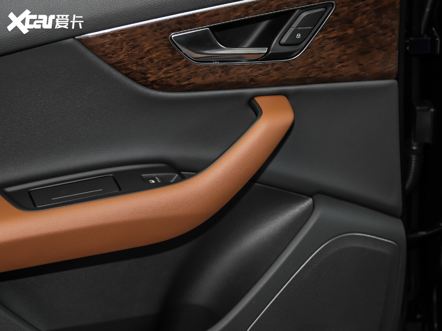 2020WQ7 55 TFSI quattro S line \